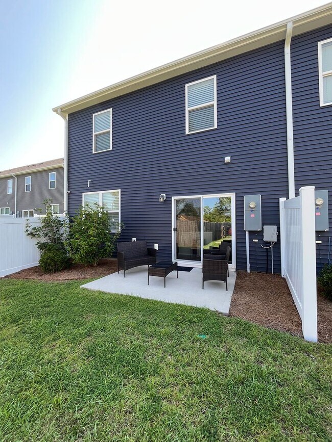 Building Photo - 1643 KIlldeer Ln