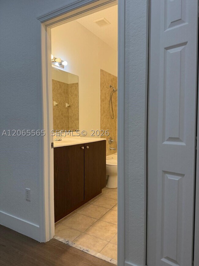 Building Photo - 4017 SW 149th Ct