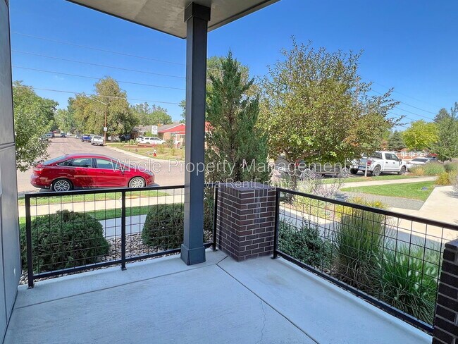 Building Photo - 2049 W 67th Pl