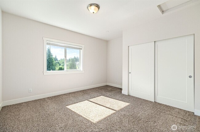 Building Photo - 7663 S 132nd St