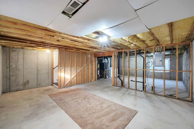 Building Photo - Peaceful Provo Townhome