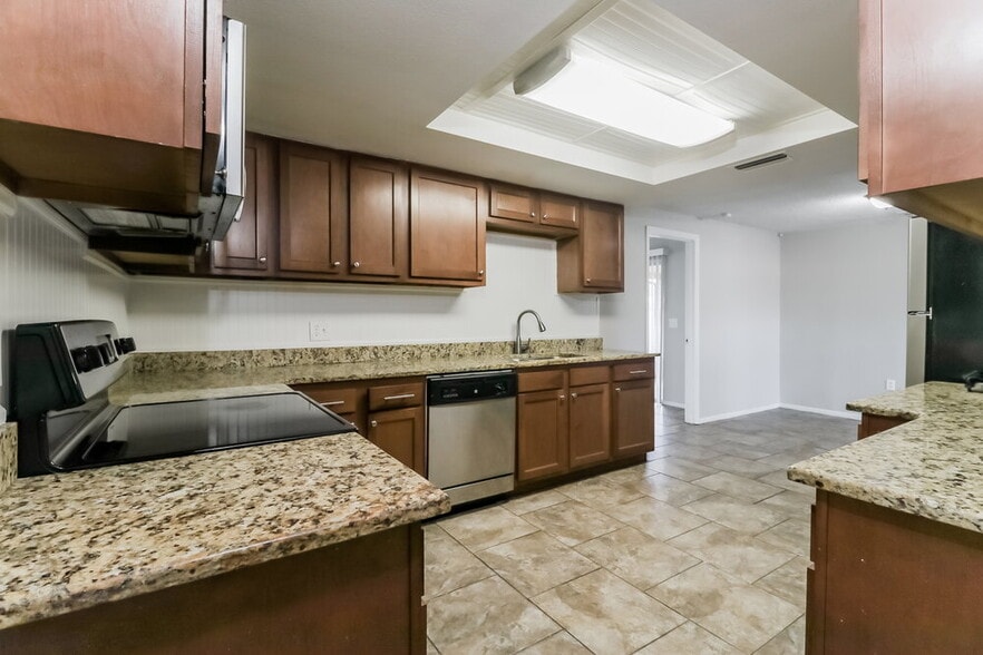 Building Photo - 11600 Nature Trail