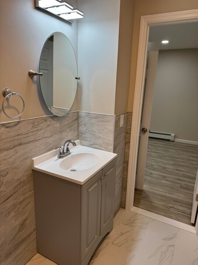 Building Photo - 7506 4th Ave