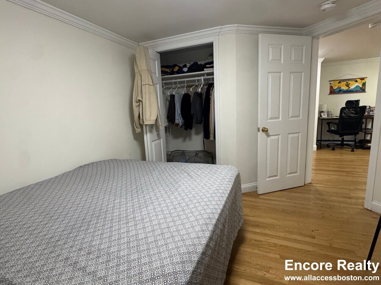 Building Photo - 17 Fairbanks St