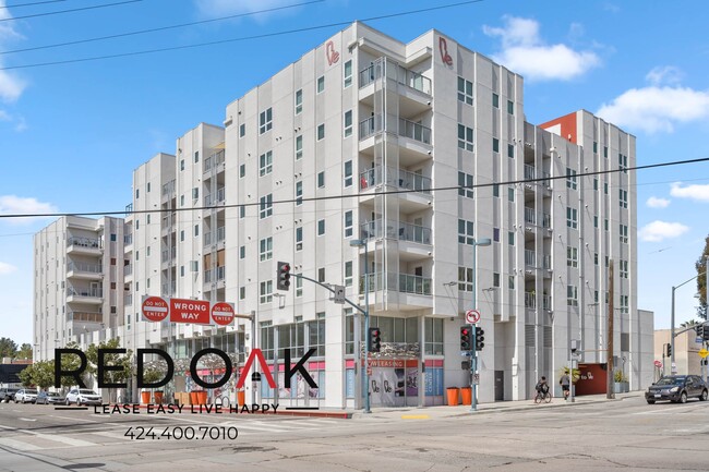 Building Photo - 11405 Chandler Blvd