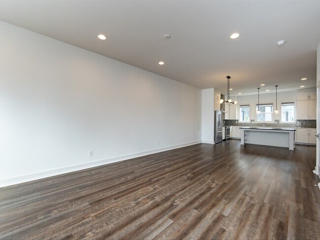 Building Photo - 1207 E 36th St