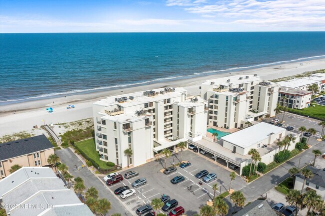 Building Photo - 2100 Ocean Dr S
