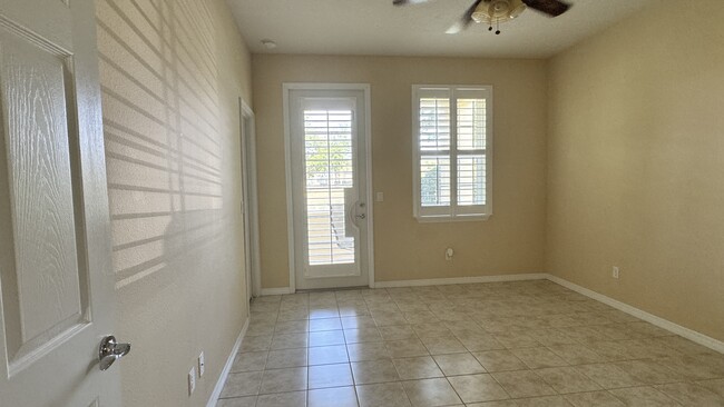 Building Photo - 12016 Lorenza Ln