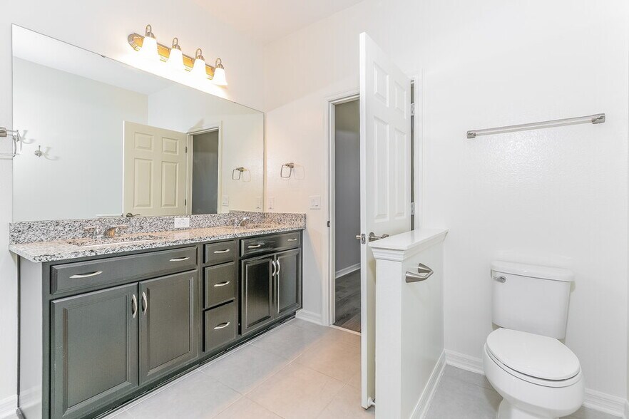 Building Photo - 3815 San Isidro Cir