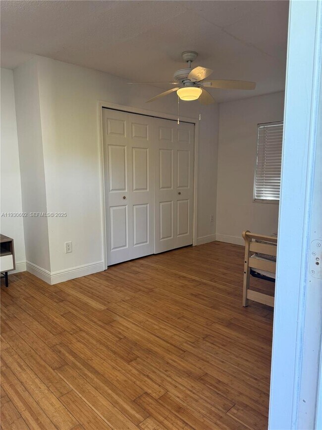 Building Photo - 894 80th St