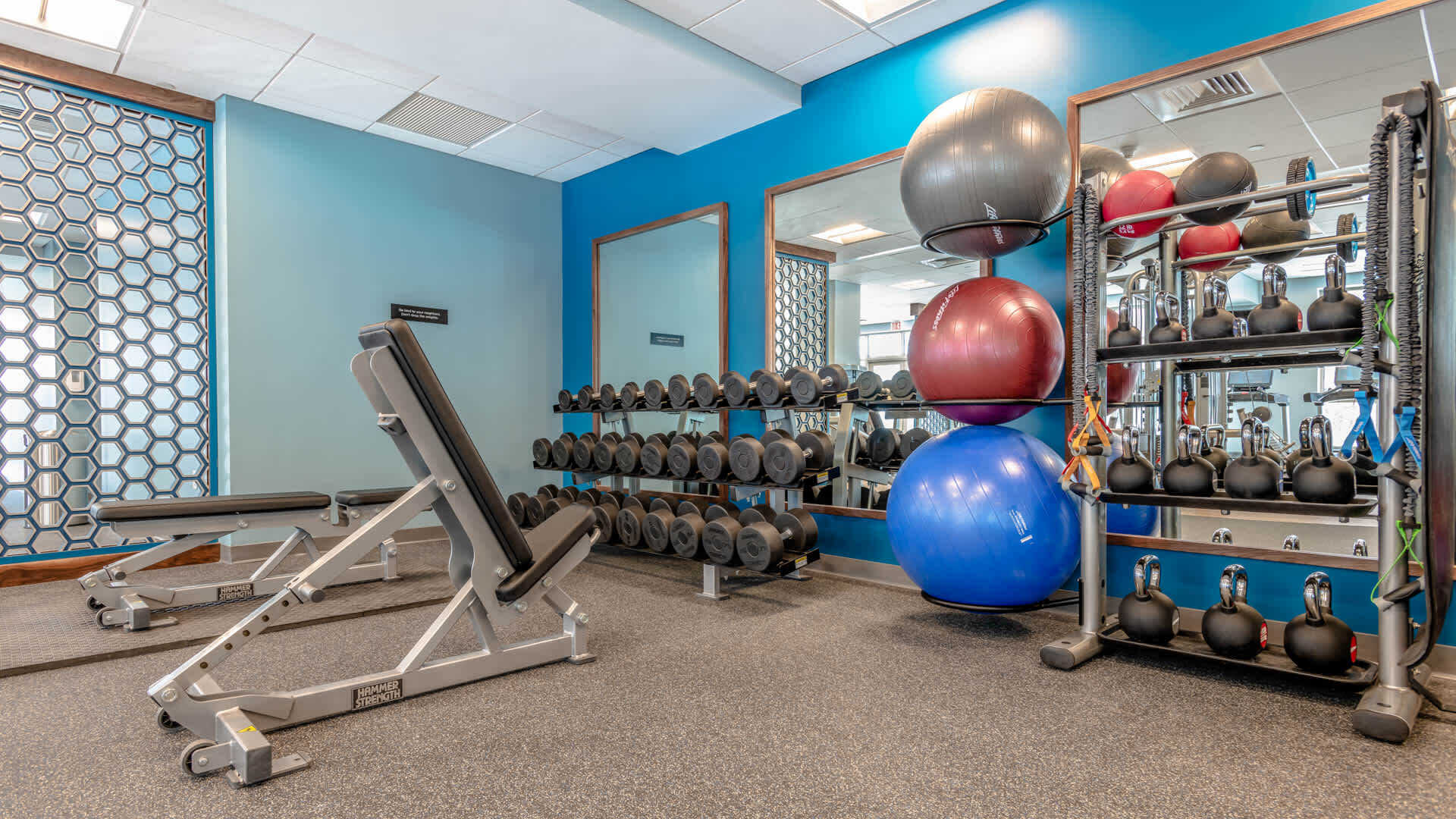 Building Photo - 70 Hope Ave