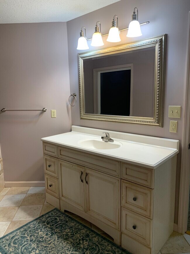 Building Photo - 26558 Martin Branch Rd