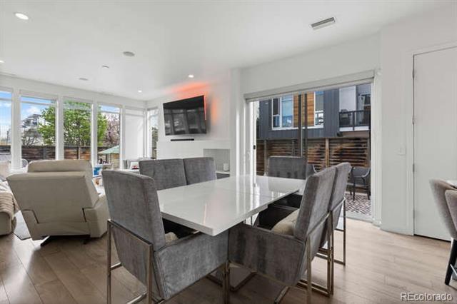 Building Photo - 1711 King St