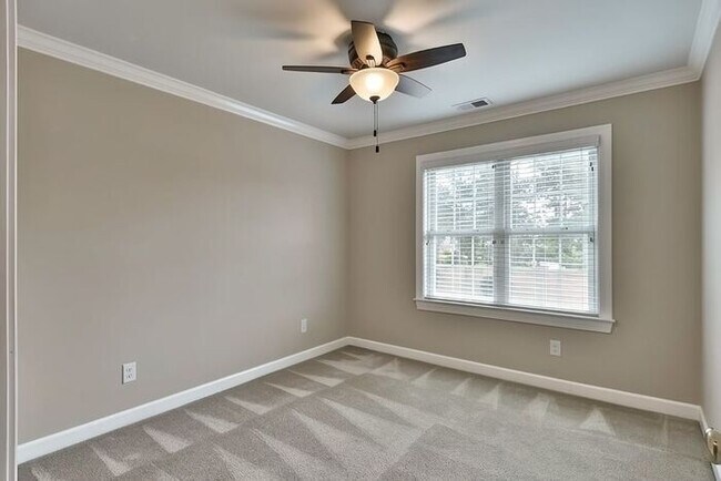 Building Photo - Wildewood in Northeast Columbia