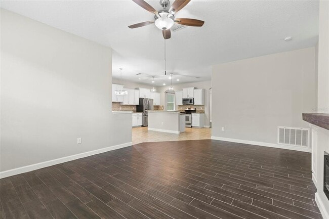 Building Photo - 20405 Autumn Fern Ave