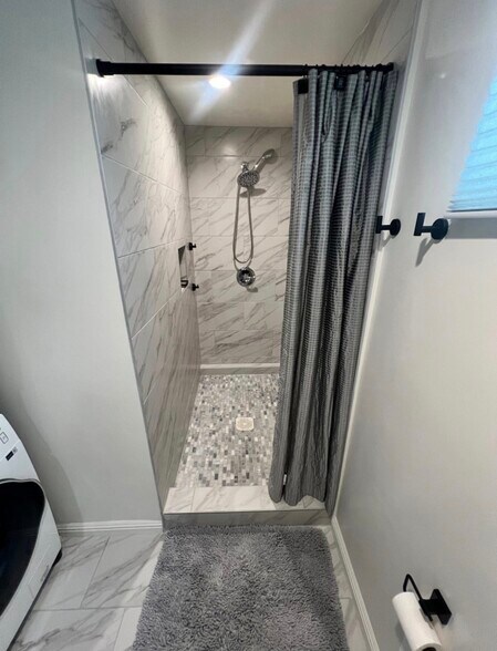 Building Photo - 20713 Lemay St