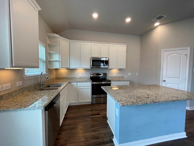 Building Photo - 8113 Northgate Lp