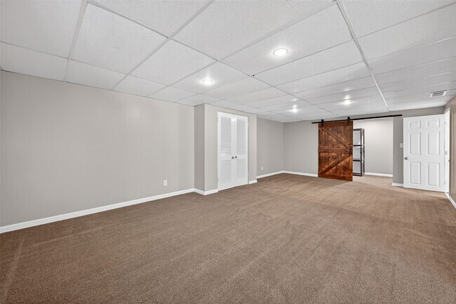 Building Photo - 1203 Dorne Dr