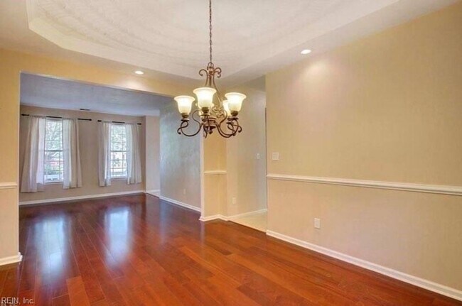 Building Photo - 141 Baker Farm Dr