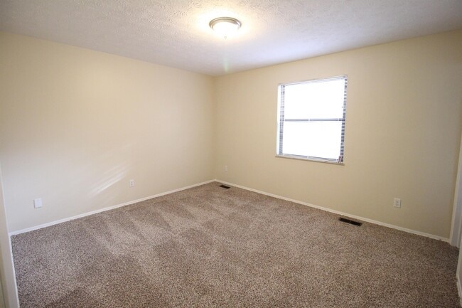 Building Photo - 3157 Millbury Ave
