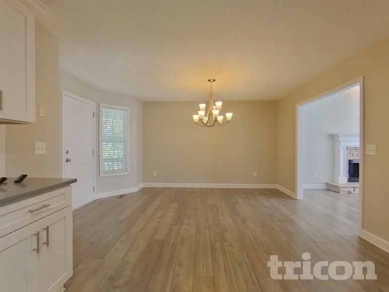 Building Photo - 89 Delane Dr