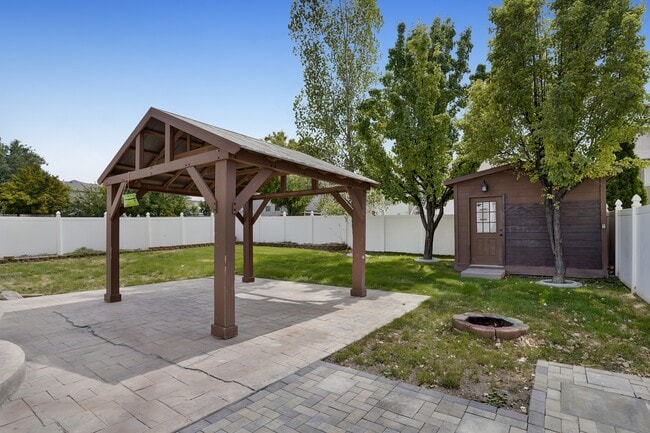 Building Photo - 623 W 930 N