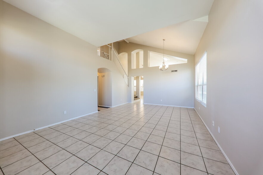 Building Photo - 6782 W Tina Ln