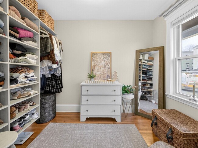 Building Photo - 159 South St