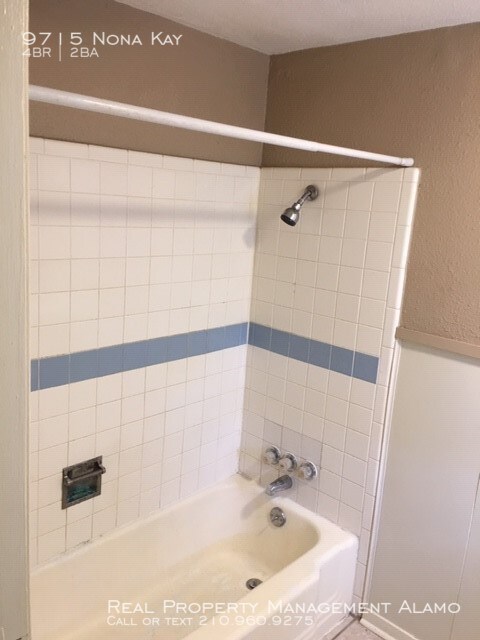 Building Photo - 9715 Nona Kay Dr