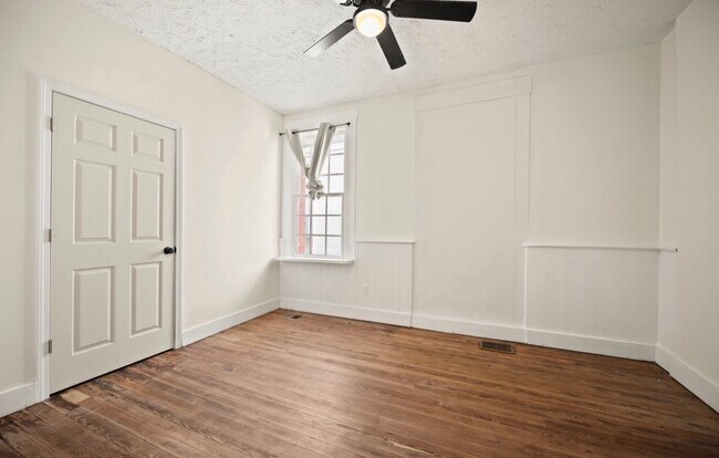 Building Photo - 914 E Muhammad Ali Blvd