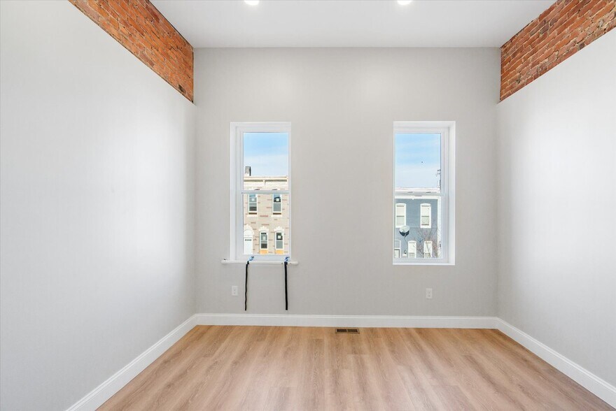 Building Photo - 1415 E Lanvale St