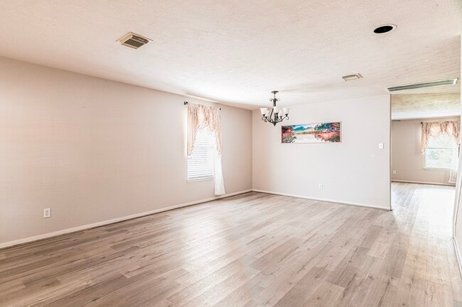 Building Photo - 24642 Cornell Park Ln