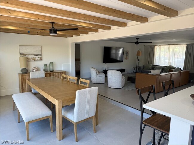 Building Photo - 514 14th St N