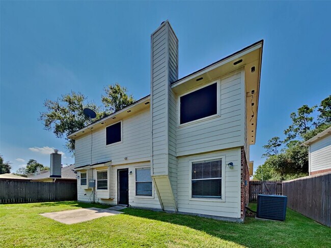 Building Photo - 31306 Perlican Dr