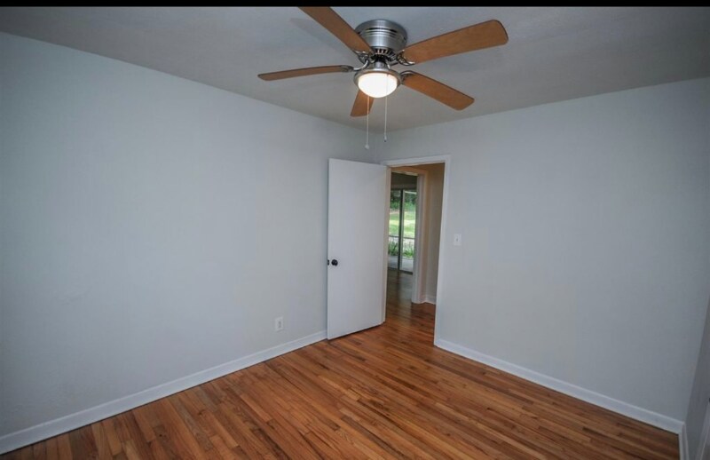 Building Photo - 194 Meridianna Dr