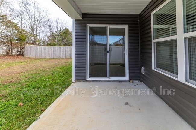 Building Photo - 7452 Game Bird St