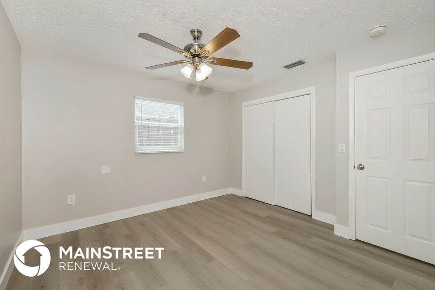 Building Photo - 4680 Cronin Dr