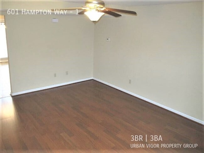 Building Photo - 601 Hampton Way