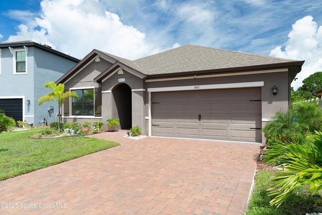 Building Photo - 843 Remington Green Dr SE