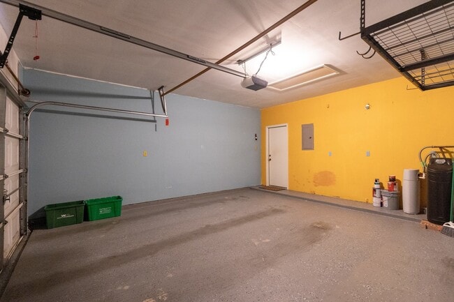 Building Photo - 8818 Firebaugh Dr