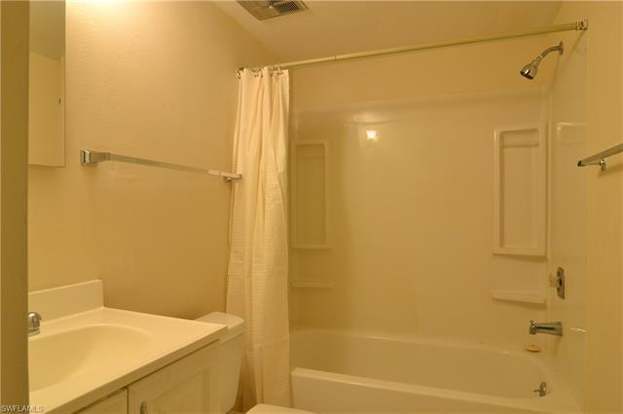 Building Photo - 3635 Boca Ciega Dr