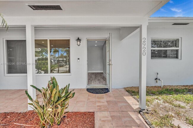 Building Photo - 2920 NE 8th Terrace