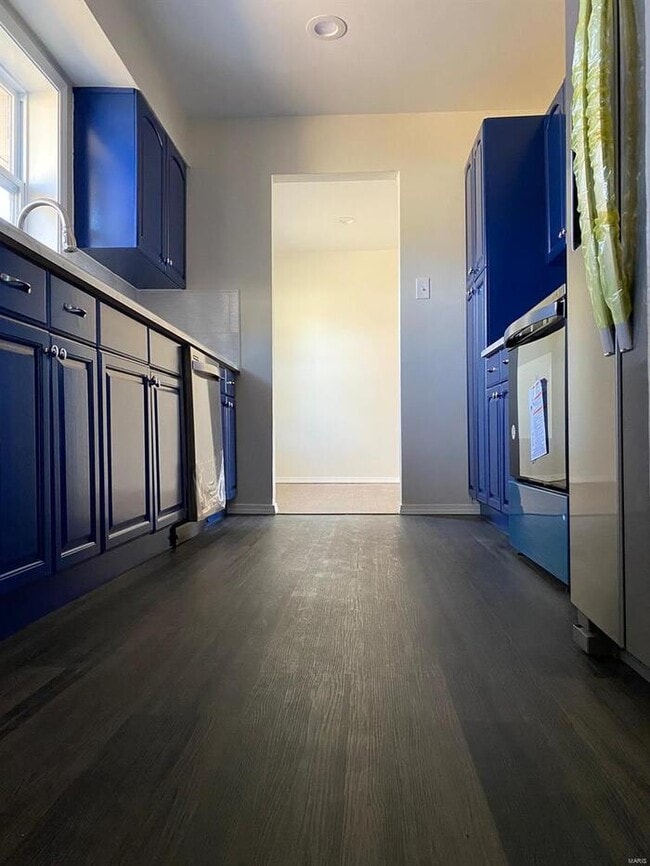 Building Photo - Fantastic 1bd/2ba home! Coming soon!