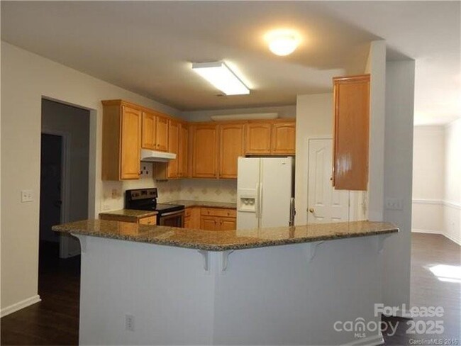 Building Photo - 17130 Cambridge Woods Ct