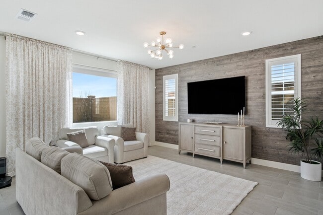 Building Photo - 2480 Iverstone St