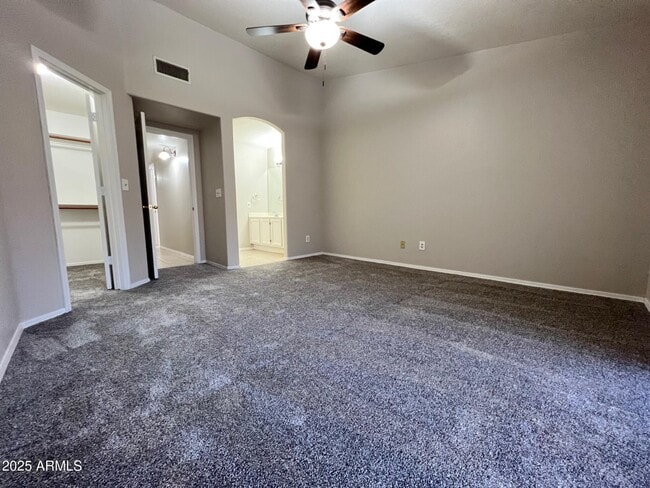 Building Photo - 3510 E Hampton Ave