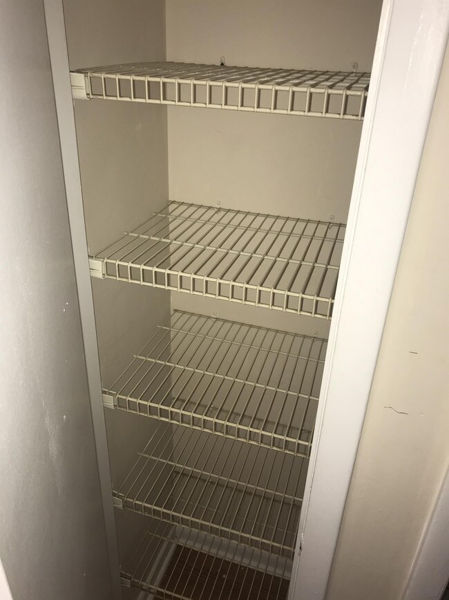 Building Photo - 2944 Jackson St