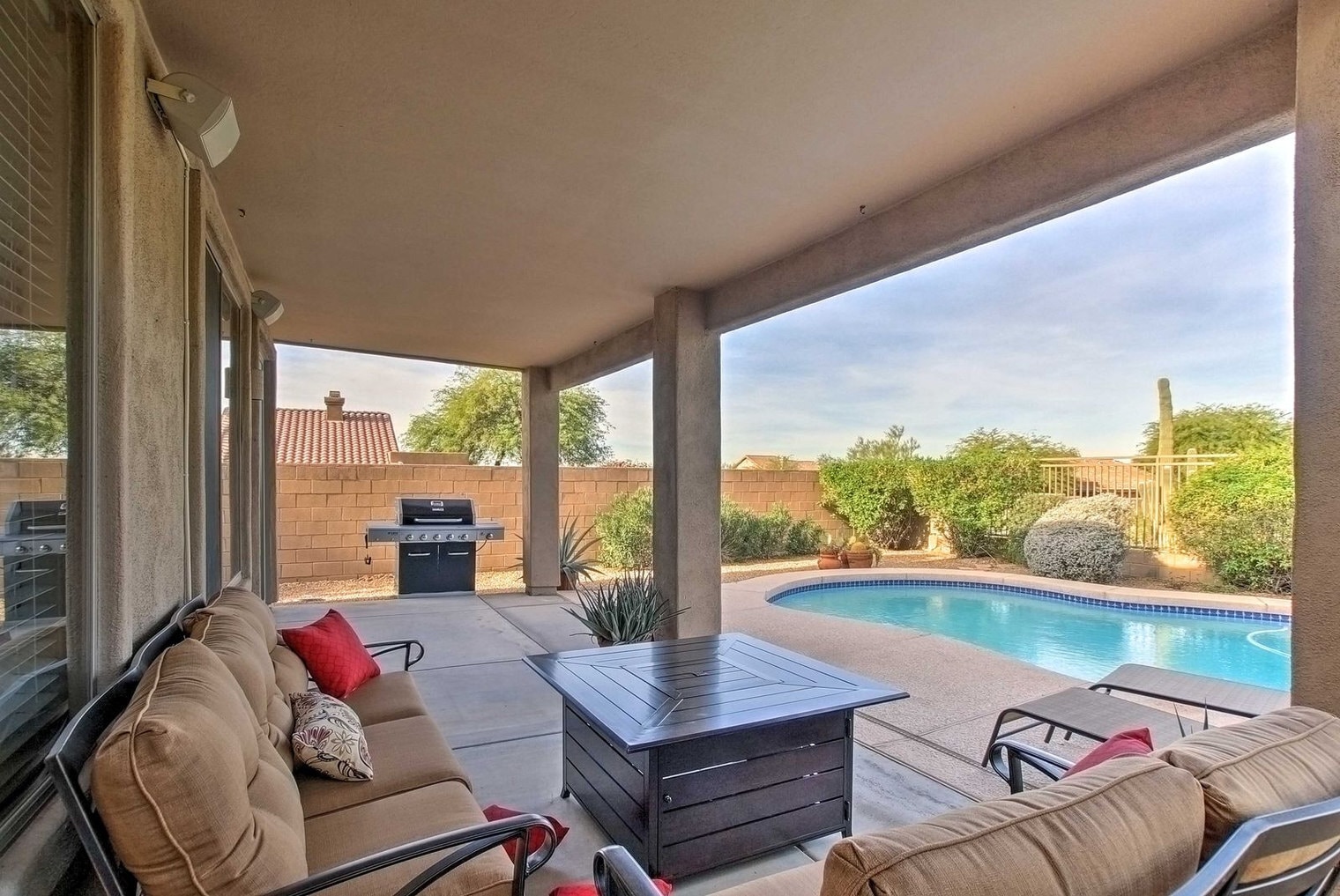 Building Photo - 10342 E Tierra Buena Ln