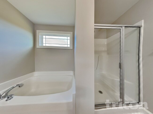 Building Photo - 232 Highcroft Cir