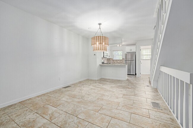 Building Photo - 8066 S Columbine Ct